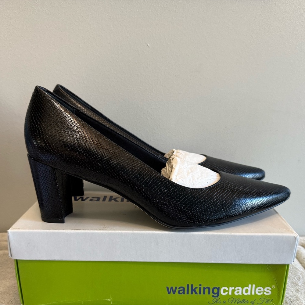 Walking Cradles Black Heels